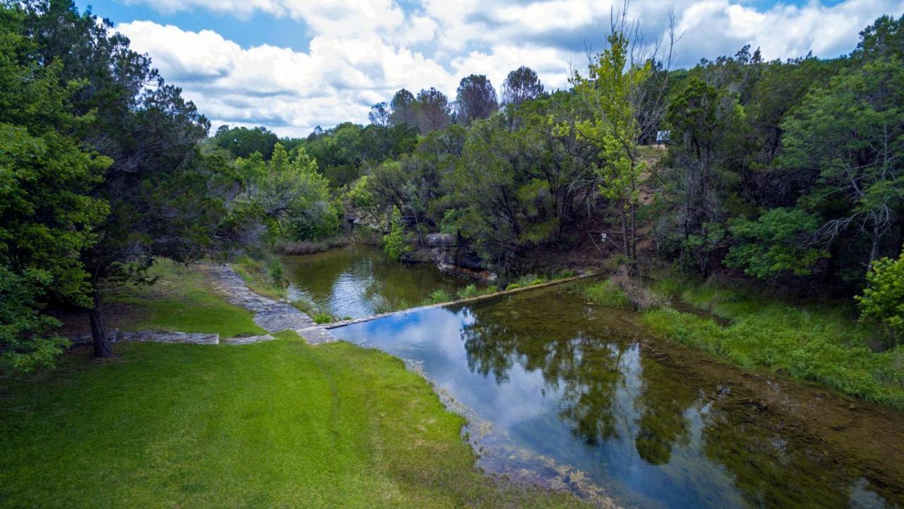 Clearwater Log Home Wimberley Exterior photo