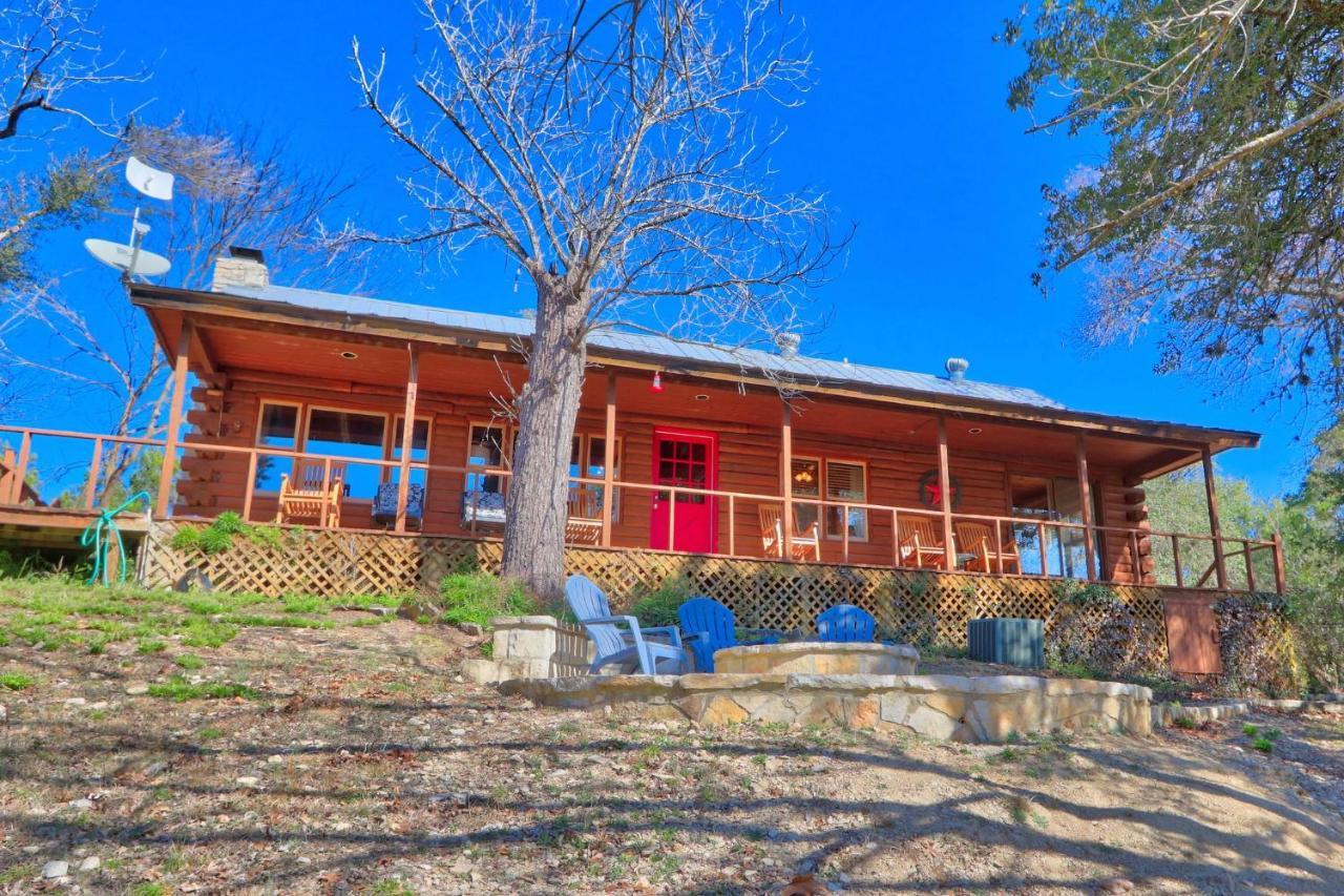 Clearwater Log Home Wimberley Exterior photo