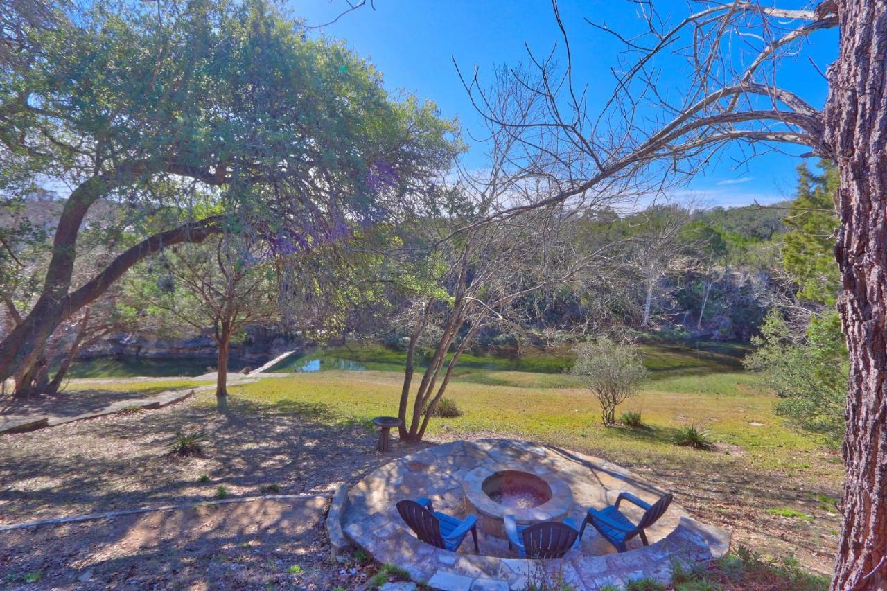 Clearwater Log Home Wimberley Exterior photo