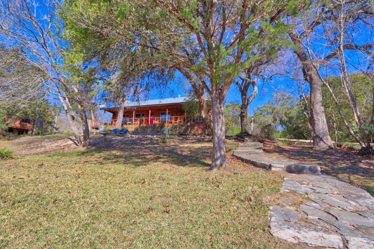 Clearwater Log Home Wimberley Exterior photo