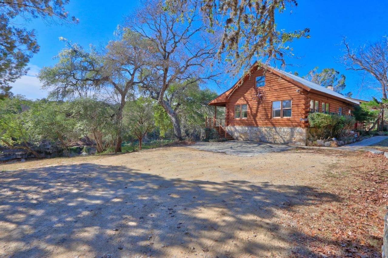 Clearwater Log Home Wimberley Exterior photo